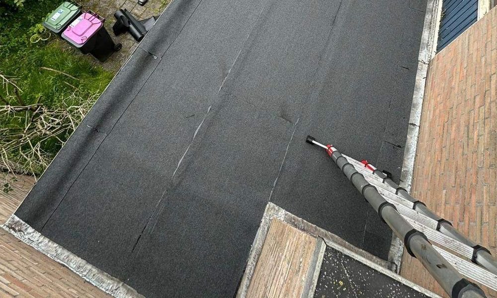 20m2 plat dak aangelegd Plat dak geplaatst door dakdekker in Den Bosch